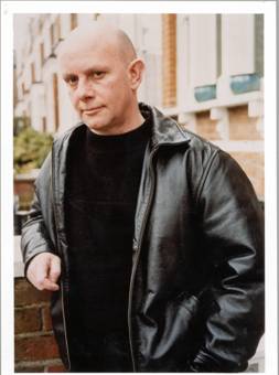 Nick Hornby.jpg